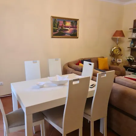Casale Pietro Lejlighed Vlorë